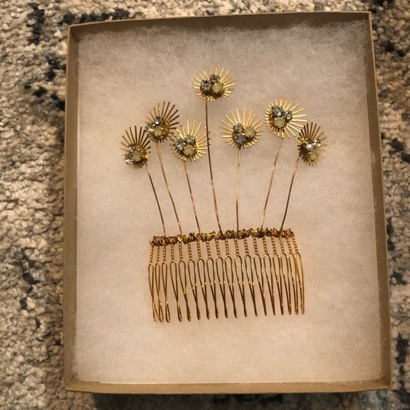 Gold bridal hair piece from Hushed Commotion main image 4
